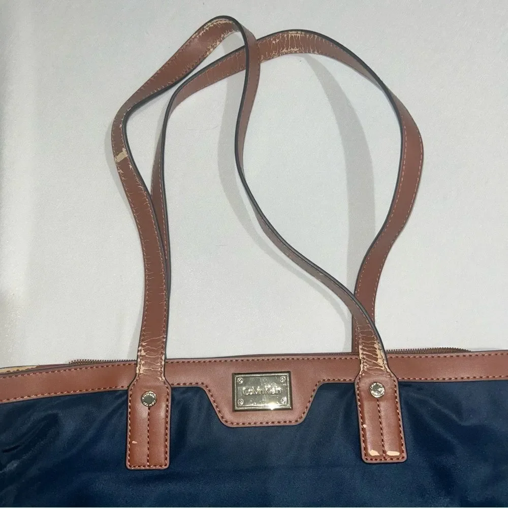 Calvin Klein Navy Blue & Brown Leather Purse​​ - Picture 4 of 11